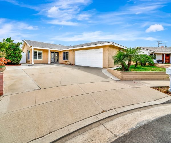 Assisted living house exterior at 9362 Maureen Dr